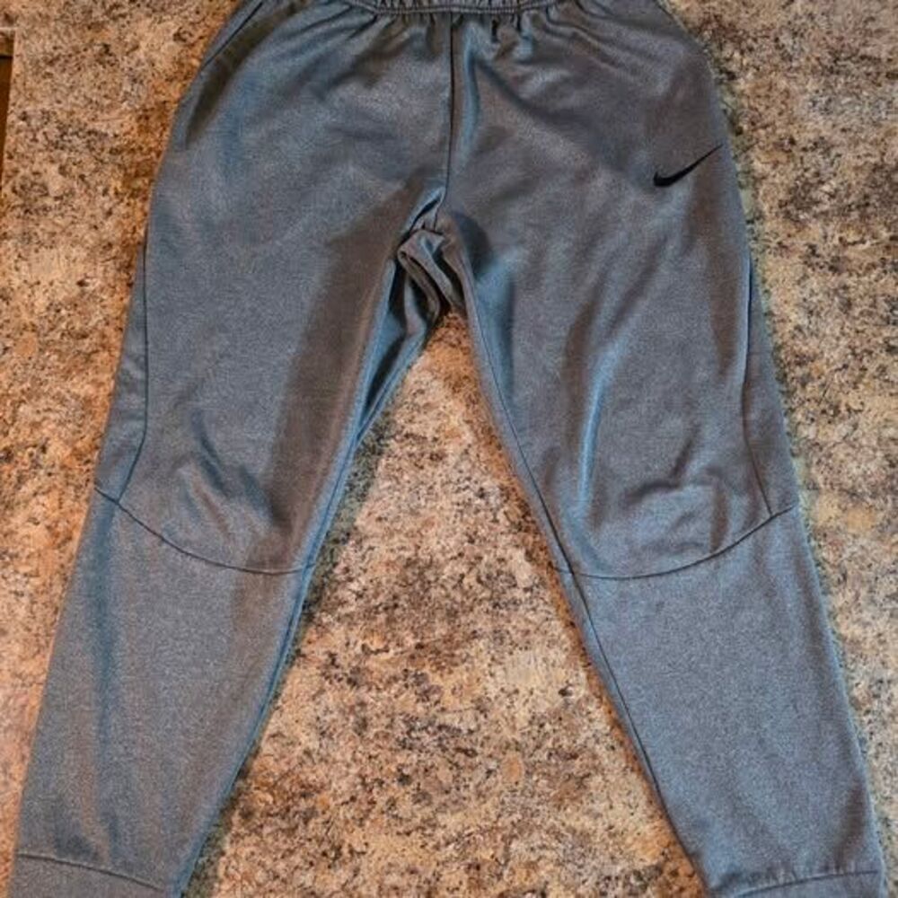 Nike Dri-FIT Joggers Size Large